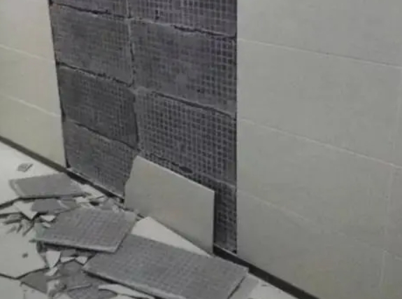 广德瓷砖空鼓维修公司分享下广德墙砖松动维修的知识
